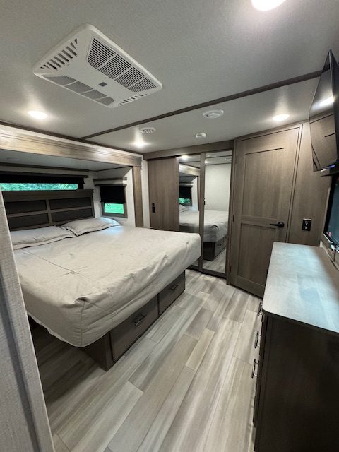 2024 GRAND DESIGN SOLITUDE 390RK - Image 4