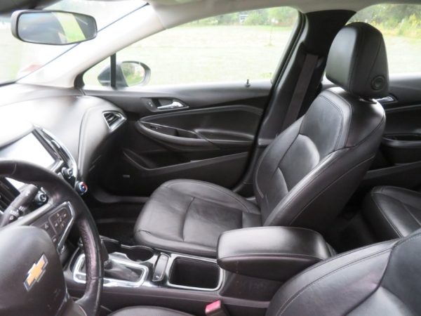 2017 Chevy Cruze - Image 19