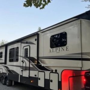 2020 KEYSTONE RV CO ALPINE 3712KB