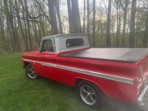 1966 CHEVROLET C-10   PICKUP TRUCK - Image 4