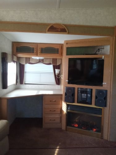 2004 KEYSTONE MONTANA MOUNTAINEER - Image 6