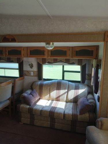 2004 KEYSTONE MONTANA MOUNTAINEER - Image 9