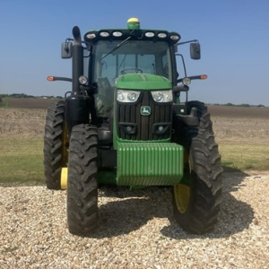 2015 JOHN DEERE 6215R