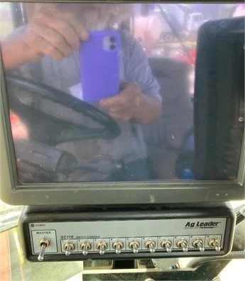 2013 WHITE 8816 - Image 14