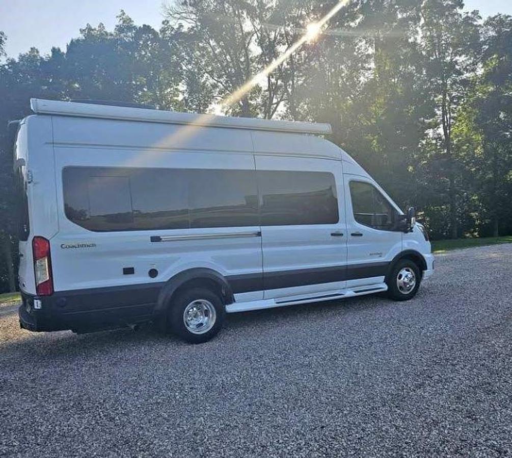 2023 Coachmen Beyond 22C Class B motorhome - Image 2