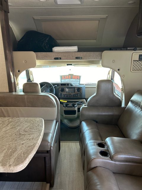 2020 Thor Quantum RW28 - Image 14