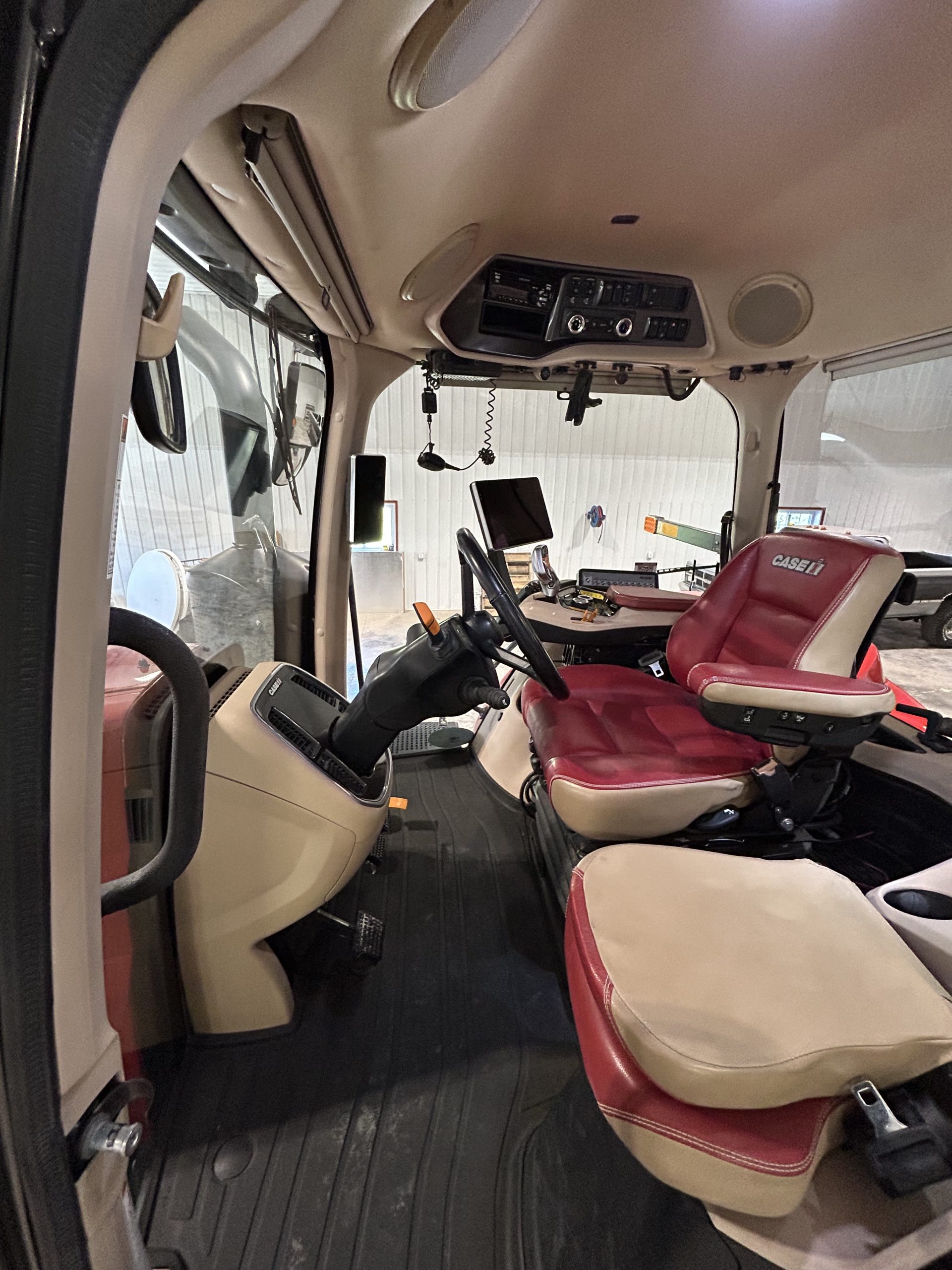 2021 Case Magnum 380 CVX - Image 6