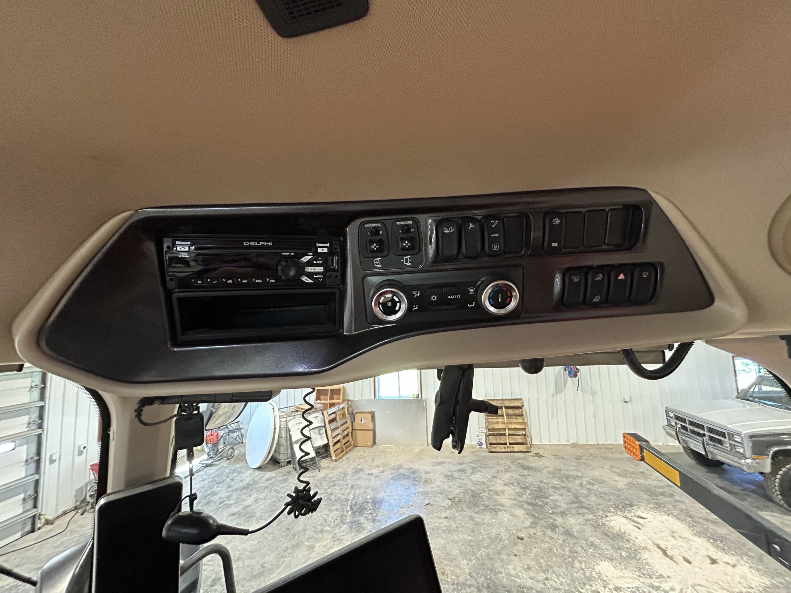 2021 Case Magnum 380 CVX - Image 8