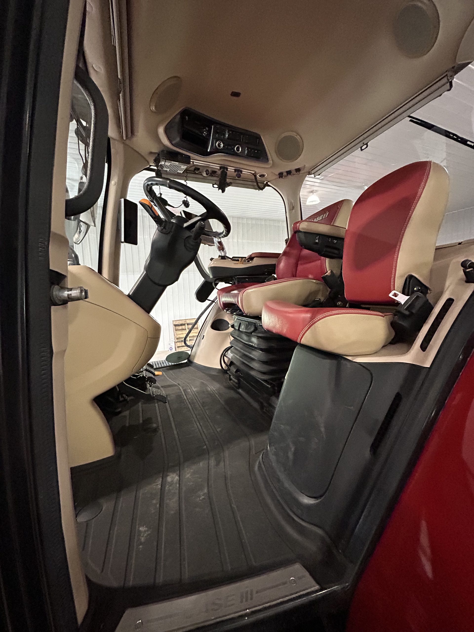 2021 Case Magnum 380 CVX - Image 11