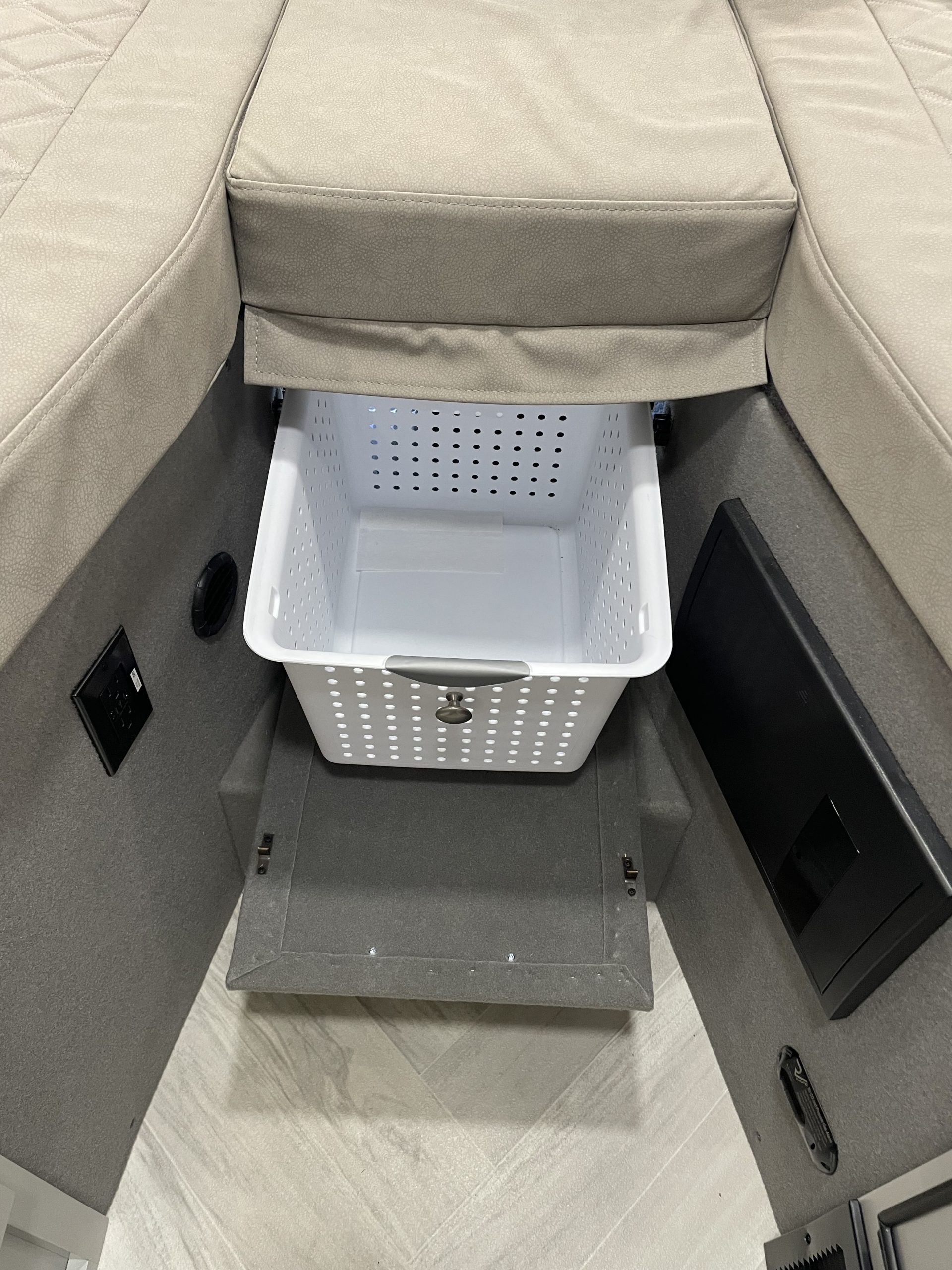 2025 COACHMEN GALLERIA LI3 24A (BH37) - Image 14