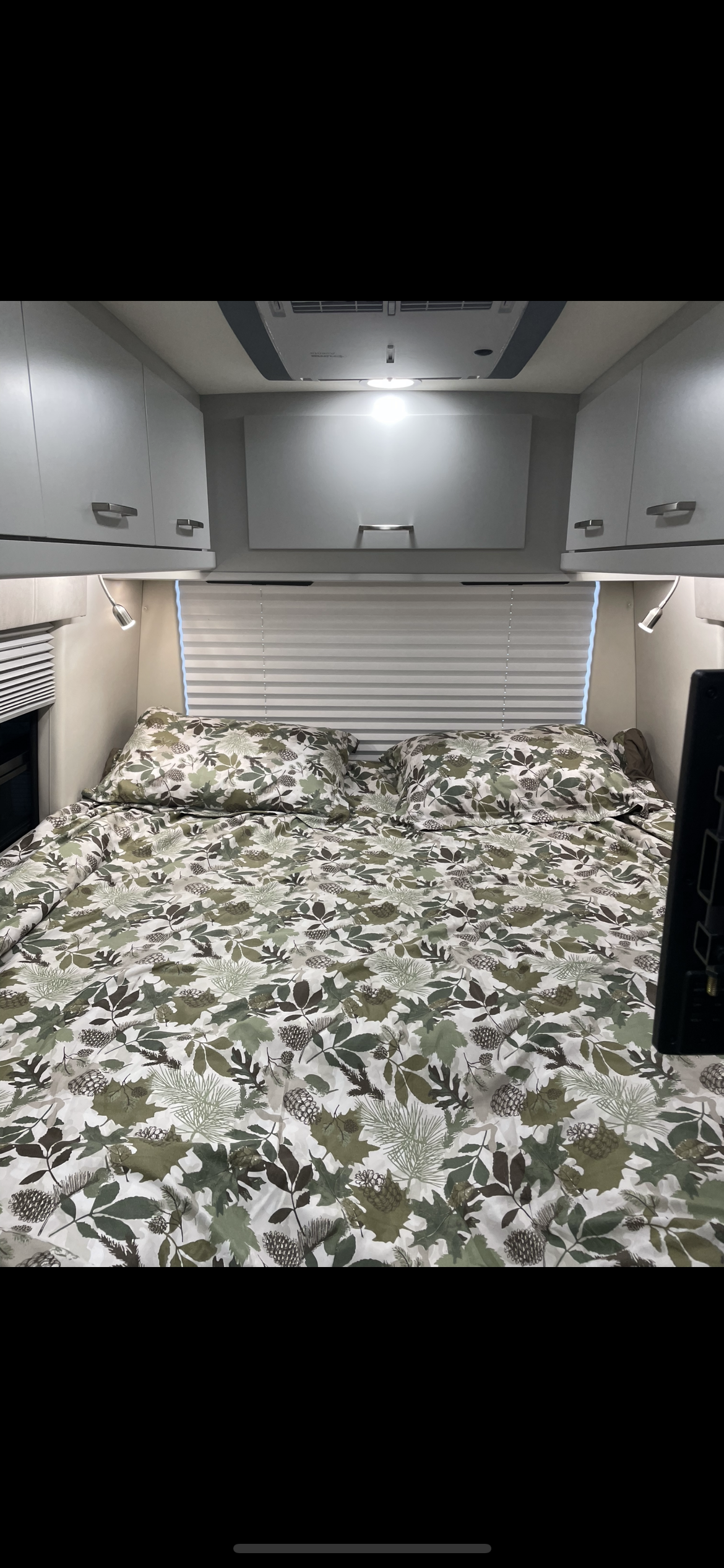 2025 COACHMEN GALLERIA LI3 24A (BH37) - Image 22