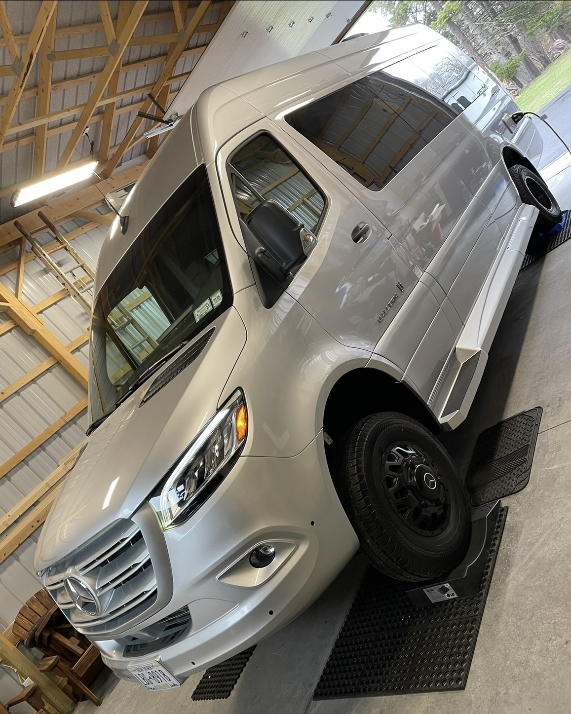 2025 COACHMEN GALLERIA LI3 24A (BH37) - Image 25