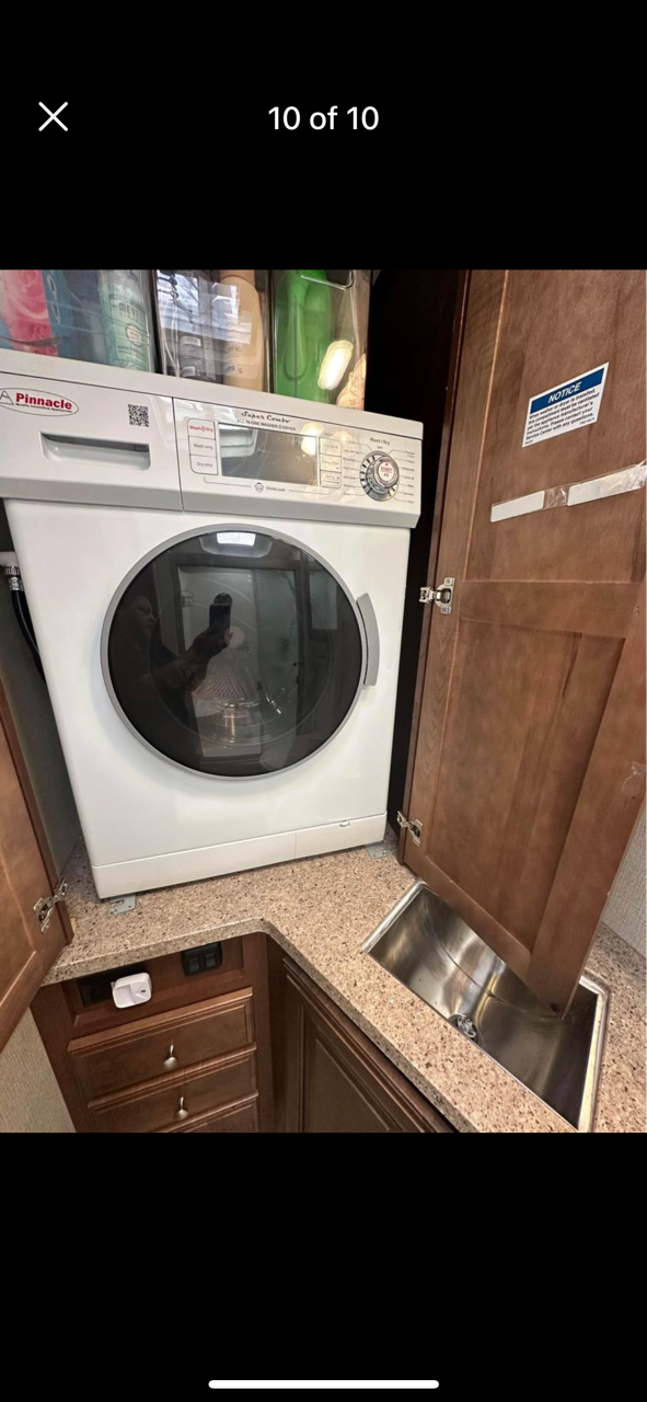 2018 Forest River - Image 10