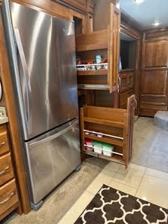 2016 Tiffin Allegro Red 33 AA - Image 17