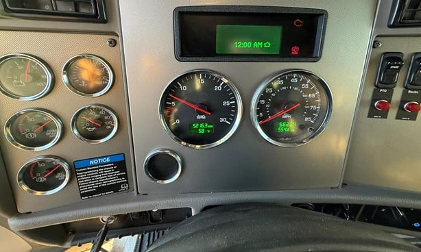 2020 KENWORTH T370 - Image 4