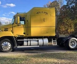 2003 MACK PINNACLE CXU603