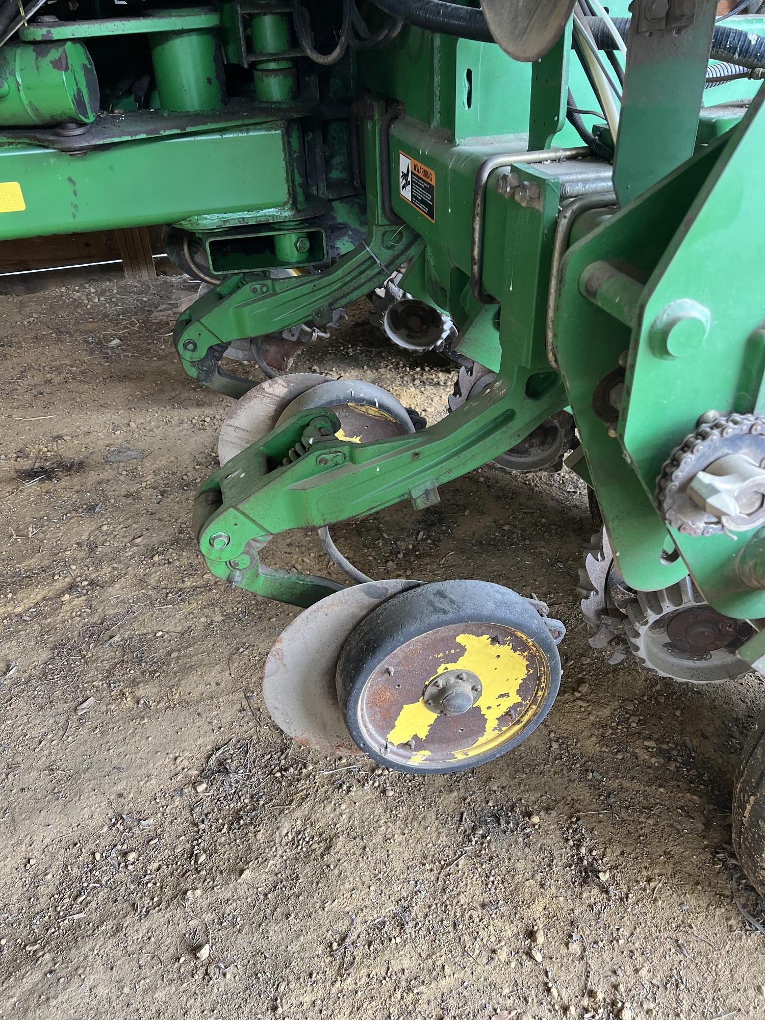 2005 JOHN DEERE 1770NT PLANTER