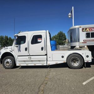 2007 FREIGHTLINER BUSINESS CLASS M2 106