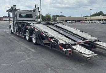 2018 PETERBILT 348 - Image 8