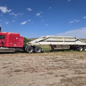 1989 Midland belly dump trailer