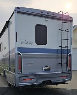 2021 WINNEBAGO VIEW 24D - Image 5