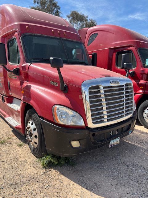 2017 Freightliner Cascadia Evolution semi trucks and a 2014 Wabash 53’ dry van trailer - Image 4