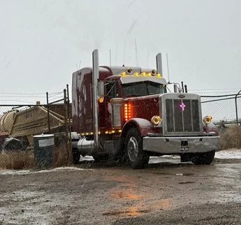 1993 Peterbilt 379 long hood