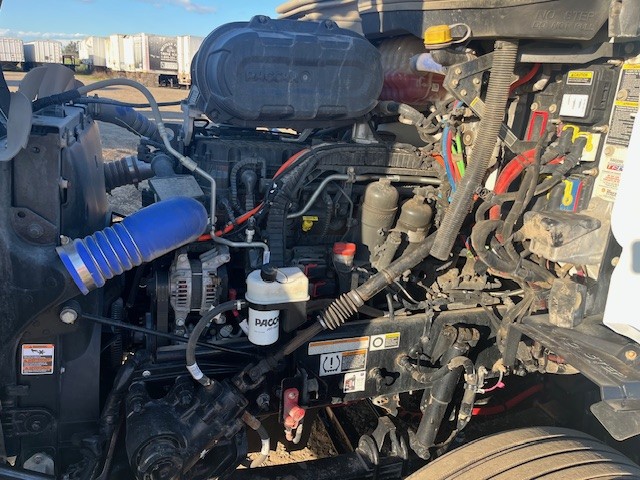 2024 PETERBILT 579 - Image 7