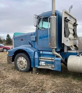 1989 Peterbilt 377 - Image 4